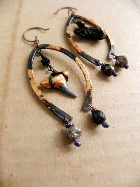 Sea wolf - Tribal shark tooth earrings