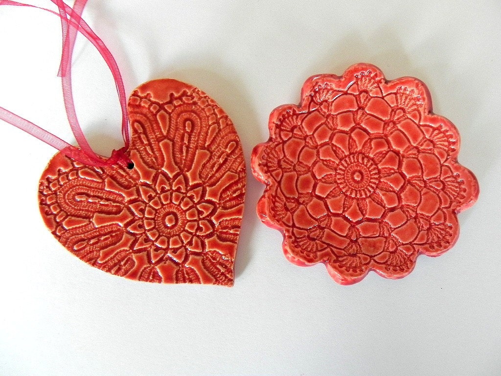 Ceramic Set, Red Flower Plate and Red Heart Ornament with Organza Ribbon