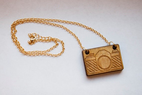laser-cut camera necklace laser-cut camera necklace