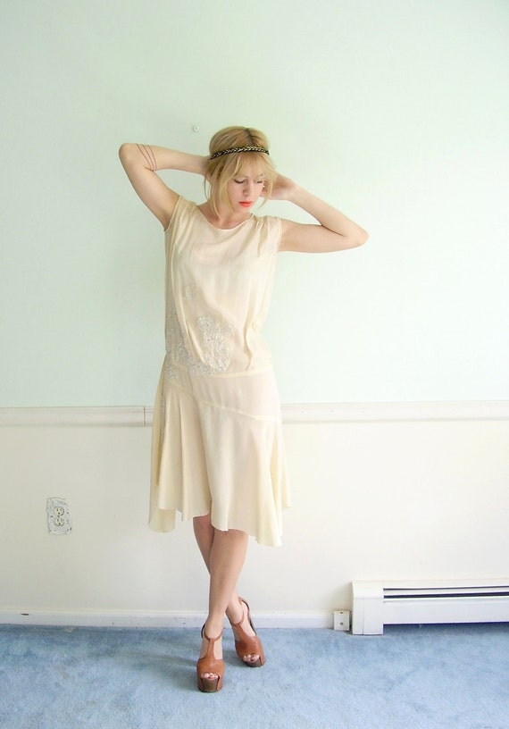 Frosted Cream Vintage 20s 30s Creamy Ivory Silk Crepe Flapper Dress XS S