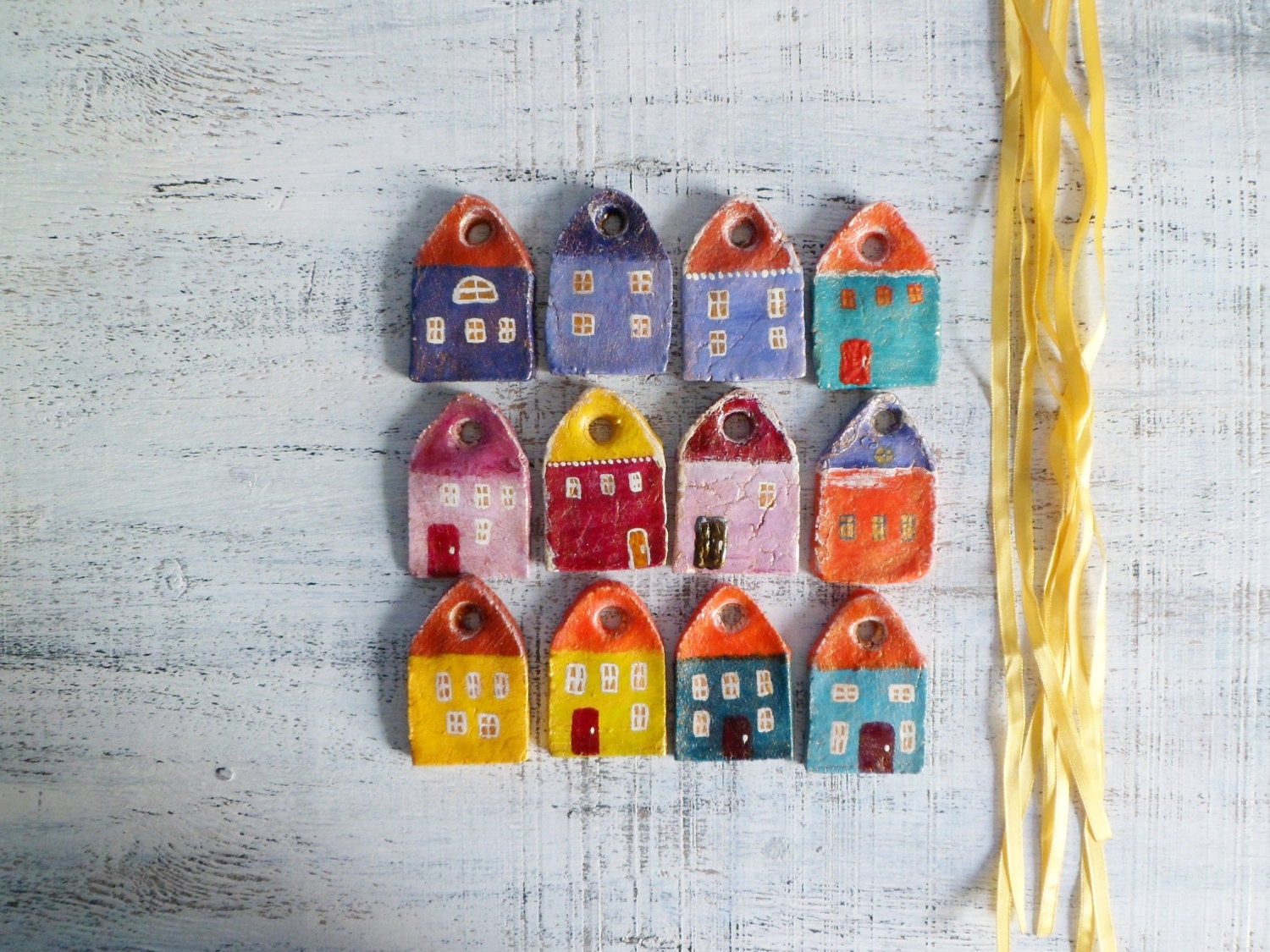 Wedding favors wedding decor 12 small houses folk houses From HandyHappy