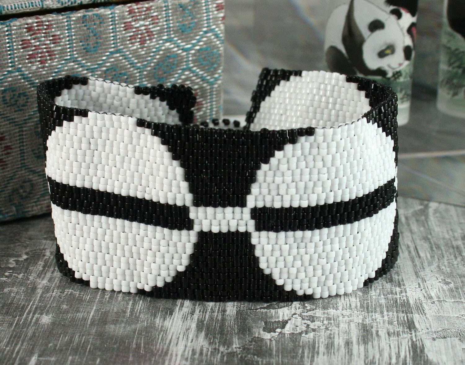 Modern Circles - Beaded Cuff
