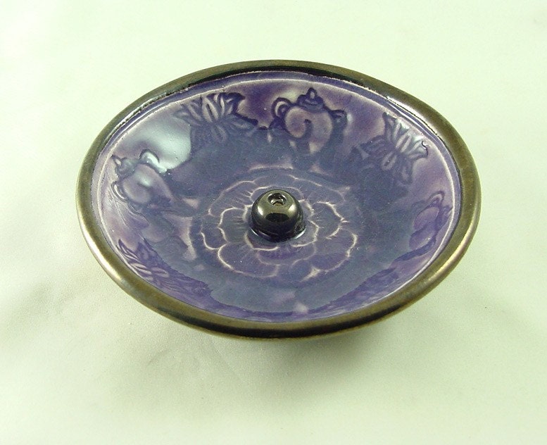 4 1/2 Inch Purple Lotus-Shell Incense Burner