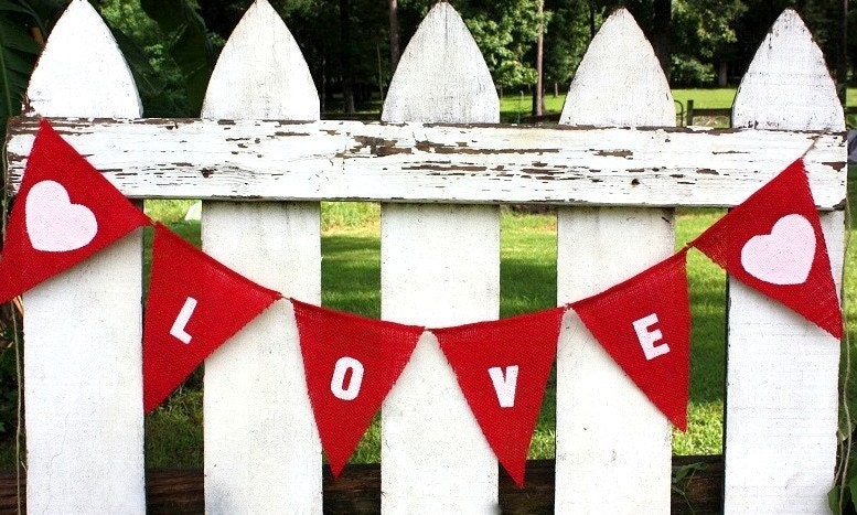 LOVE banner,photo prop with hearts