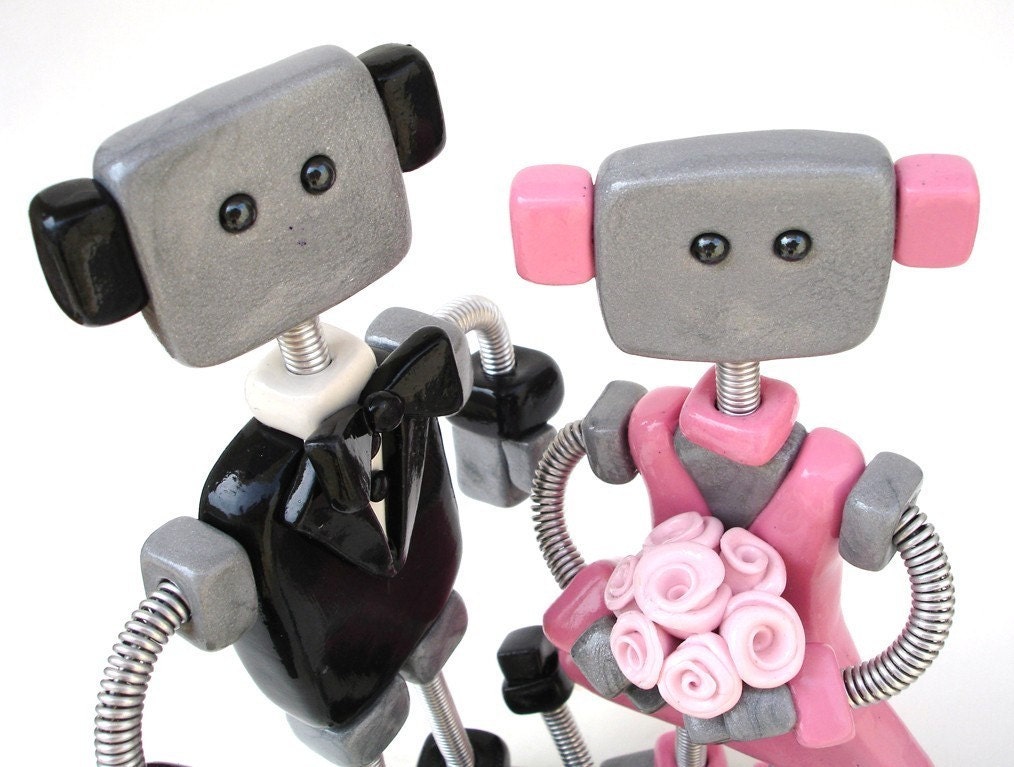 Robot Wedding Cake Topper  MADE TO ORDER Customizable Robot Bride Groom - Clay and Wire