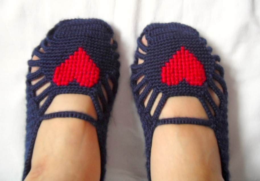 Red Heart Home Slippers Valentines Day Gift Crochet Slippers Hand Embroidered Garnet Slippers Dark Blue Navy Slippers Winter Accessory