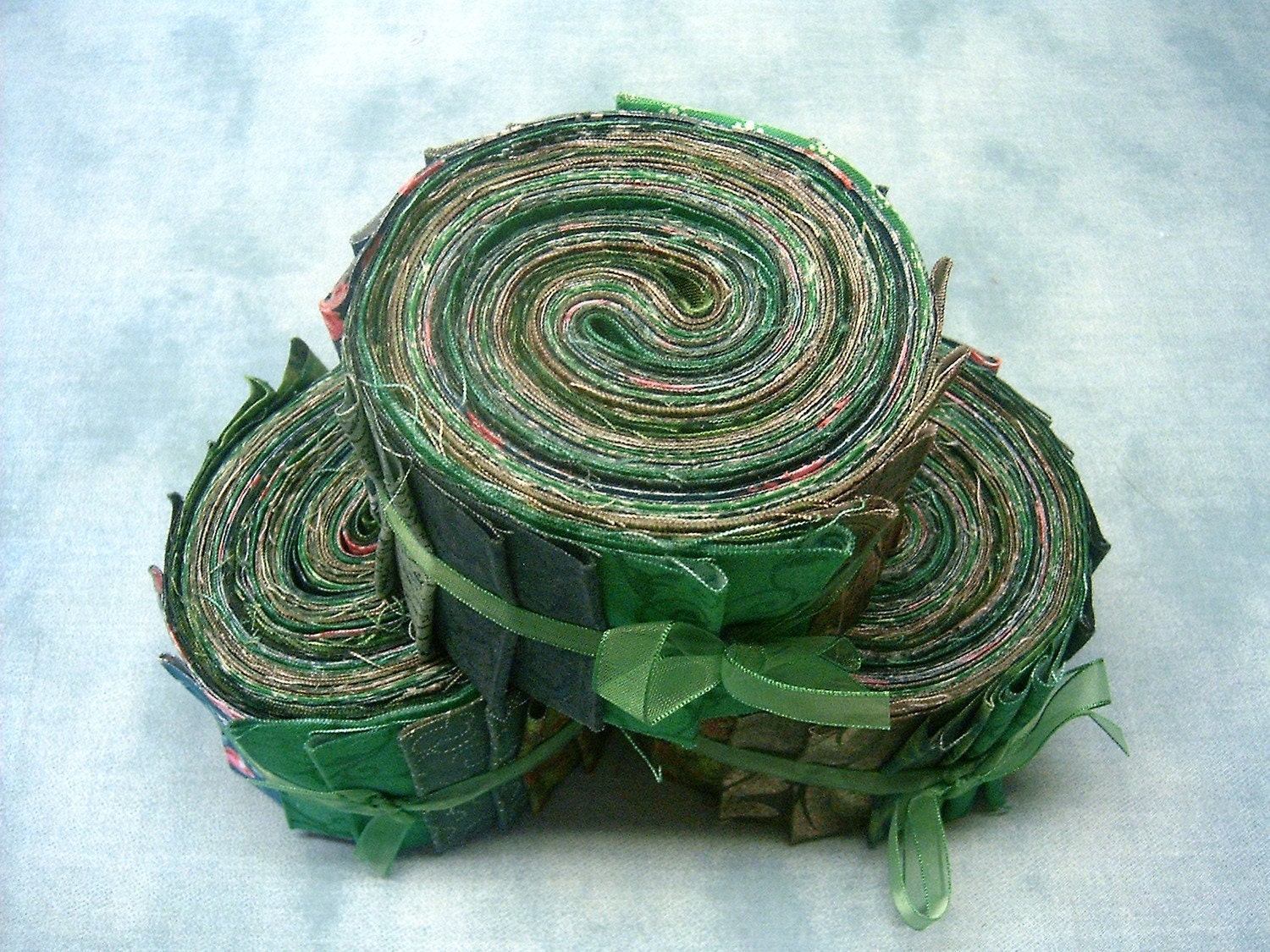 Green Jelly Roll Quilt Fabric Strips  - by SEW FUN QUILTS Time Saver Quilt Kit
