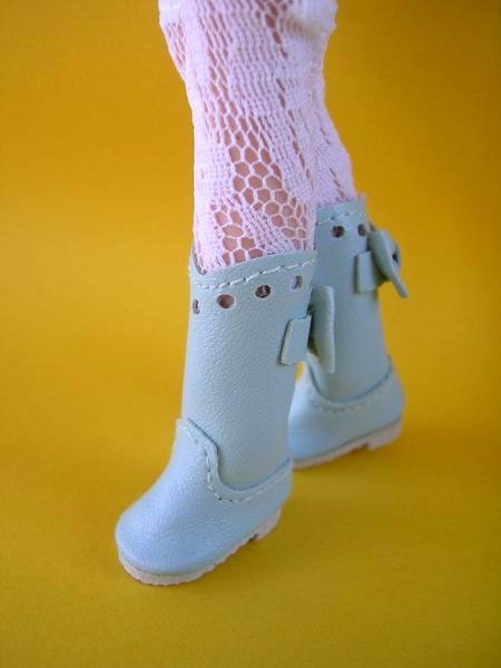 Blythe  Boots with a Ribbon (blue)