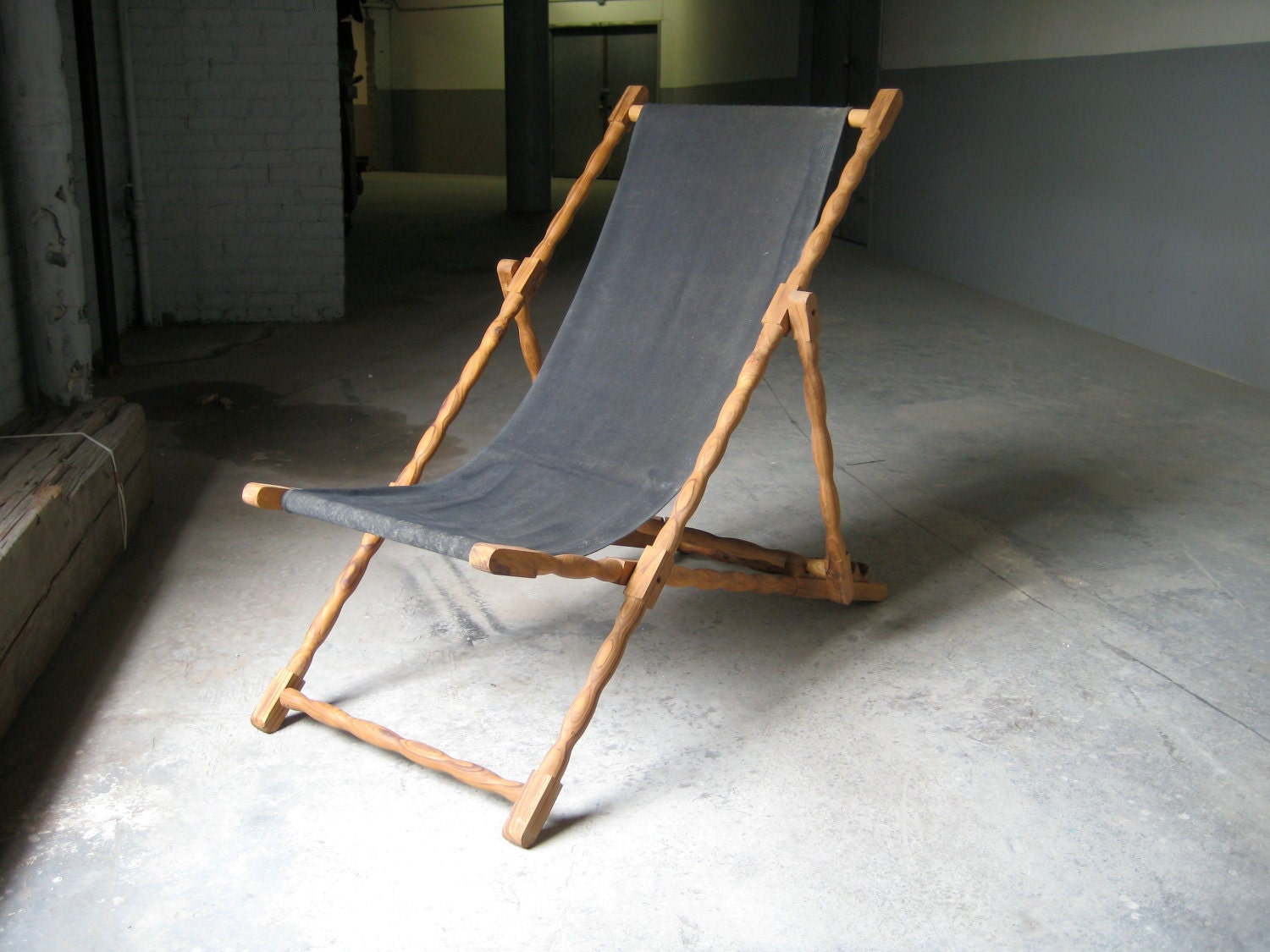 Turned teak deck chair