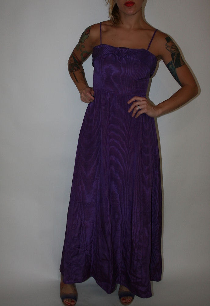 Long 70s Purple Party Bow Bodice Gown