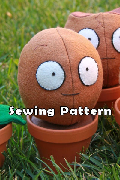 SEWING PATTERN Wallnut Shell in a Clay Pot