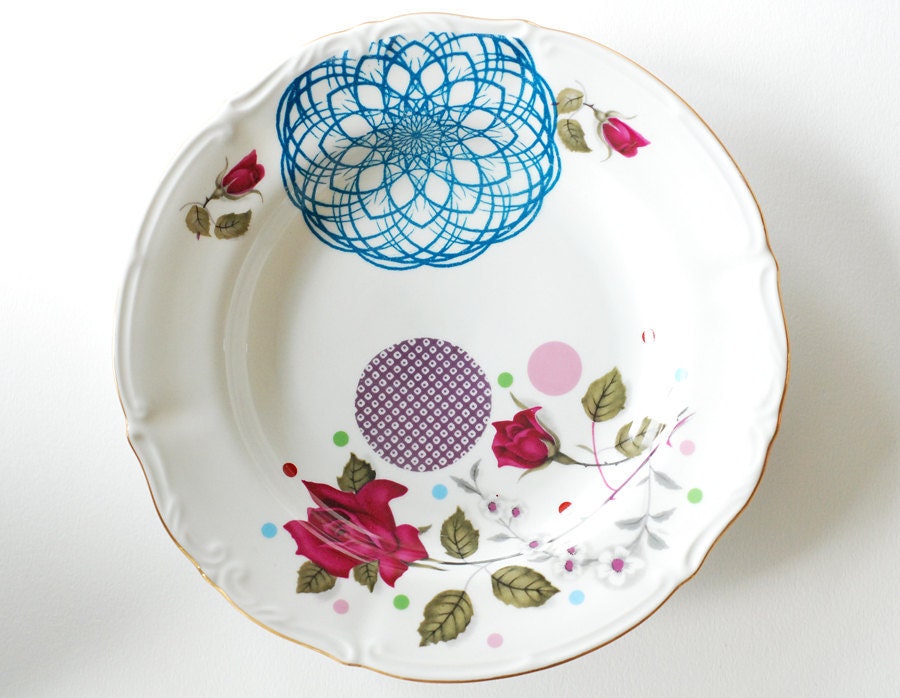 SALE The spirograph and dots plate