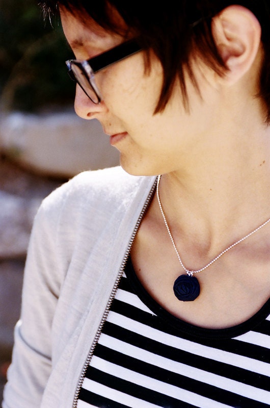 Maddux - Navy petite rosette necklace