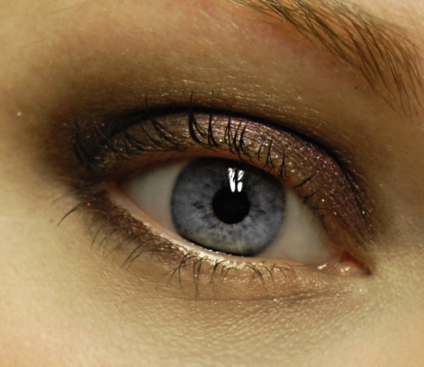 Sparkly Plum MINI Eyeshadow - PERSEPHONE Mineral MINI Eye Shadow - Vegan Mineral Pigment - Goddess Collection - 3 gram Jar