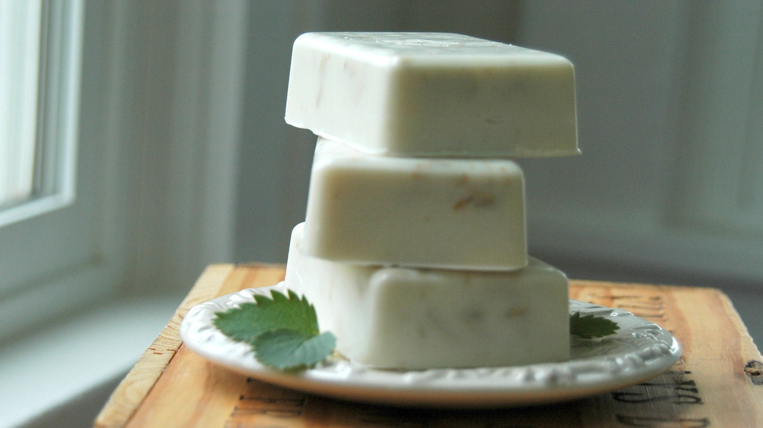 LAST BAR . Vanilla Mint & Oatmeal . essential oil . shea butter soap