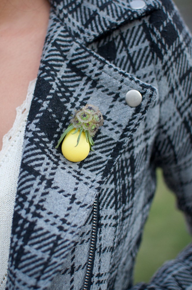 Wearable Planter Lapel Pin, Lemon Yellow