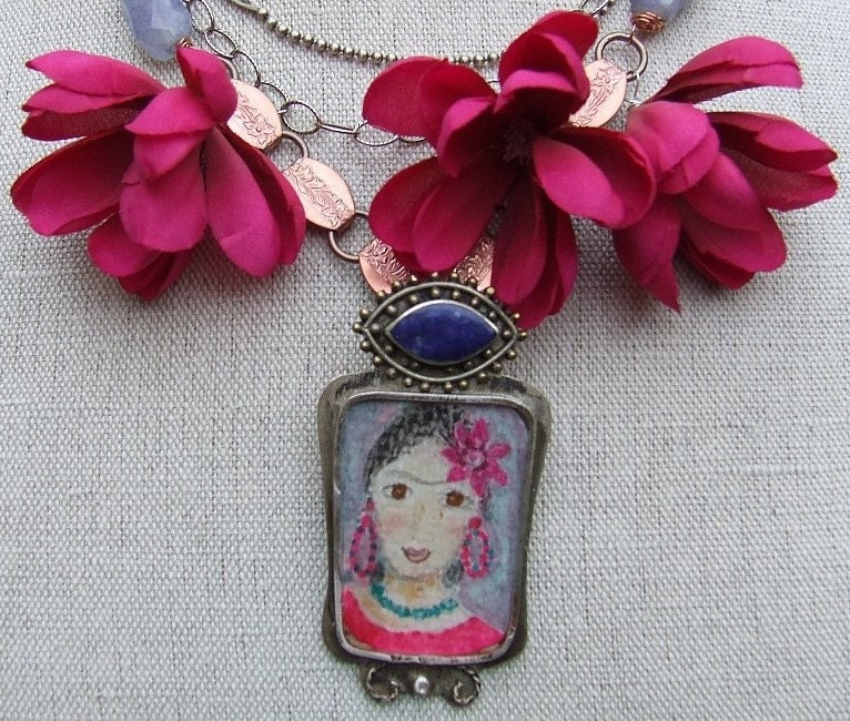 Frida Kahlo  necklace with hand painted pendant- Woman and Flowers - Frida and Flowers