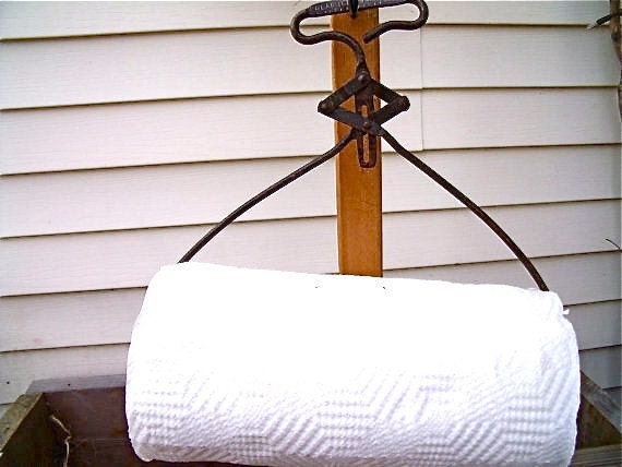 primiTive anTiQue PoLar Ice & FueL Co.  IcE TonGs PAPER TOWEL HOLDER plus roll of Bounty Basics paper towels-REcycLed REpurPosed UPcycLed
