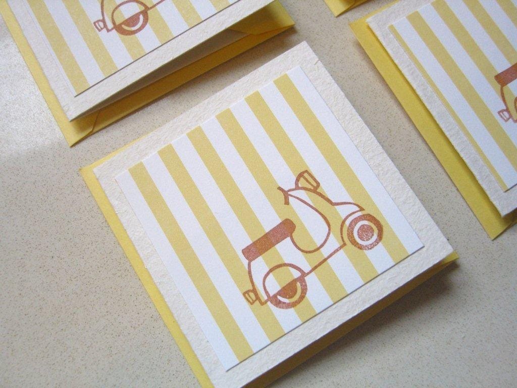 Mini Art Card and envelope set - Super Scooter on Yellow and white stripe  - Set of 4