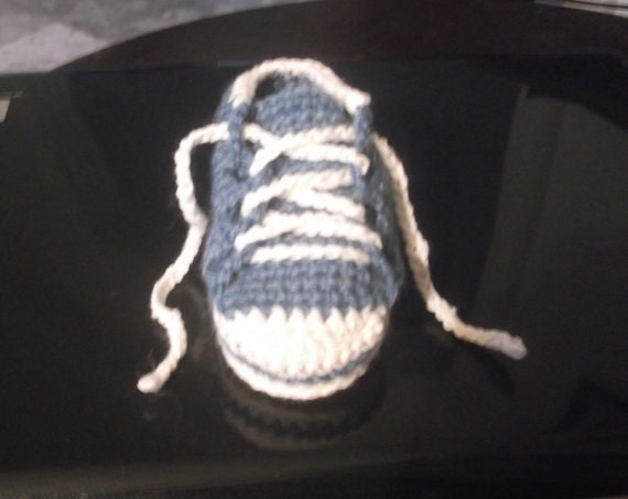 CROCHET PATTERN Baby Boy Booties Sneakers 4 sizes PDF file