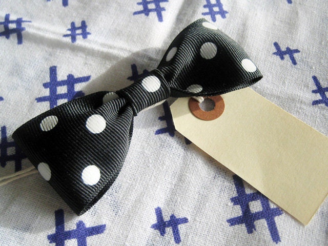 Black and White Polka Dot Clo Bow