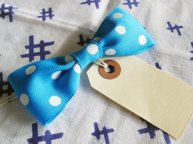 Aquamarine Polka Dot Clo Bow