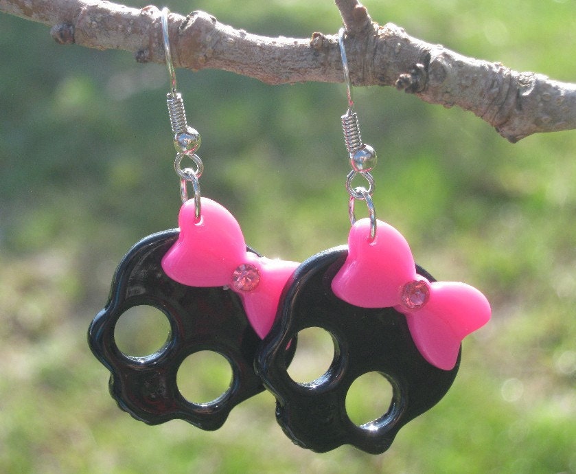 Earrings Glam Skull in Black with a Bright Magenta by PinkFrog4U from etsy.com