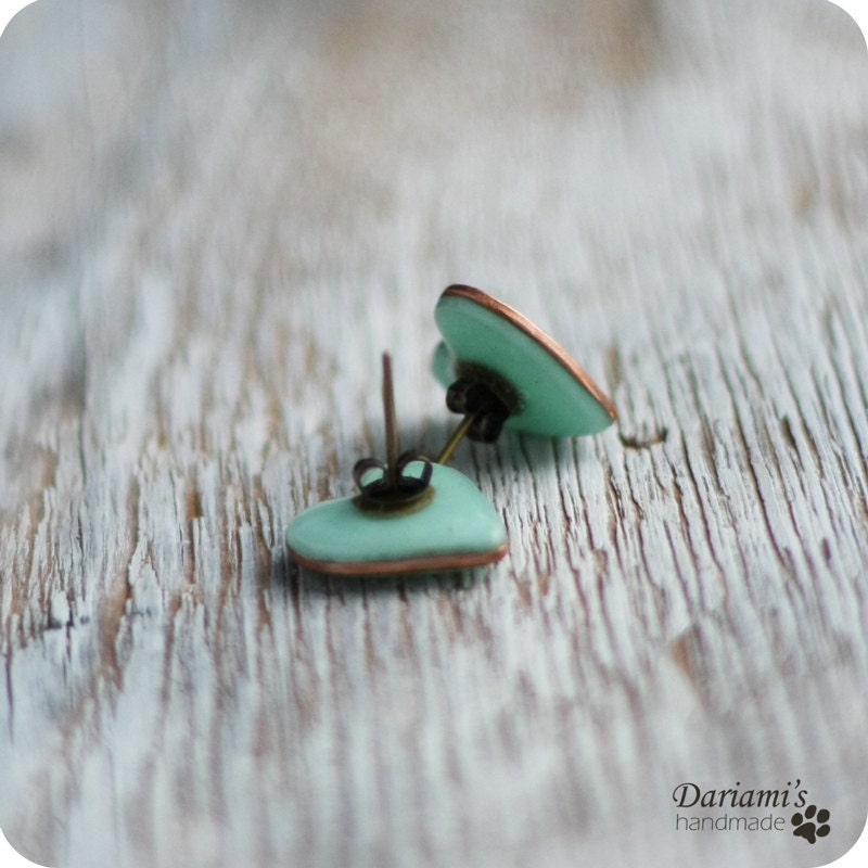 Post earrings - Mint green Hearts
