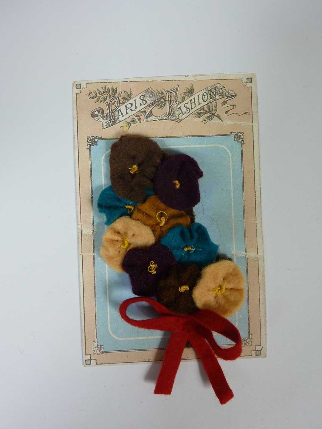 Vintage 1940s Felt Corsage  Brooch from Vintage Felt  made from Original 1940s Patterns