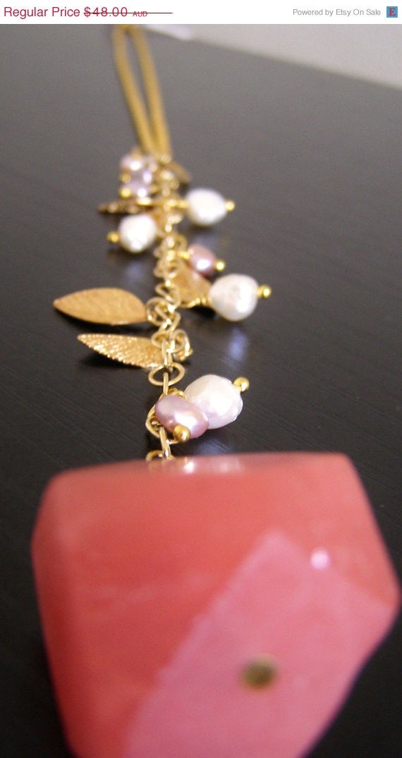 20% Off Sale Chunky Rose Quartz Nugget & Pearl Gold Drop Necklace - (Big Red)