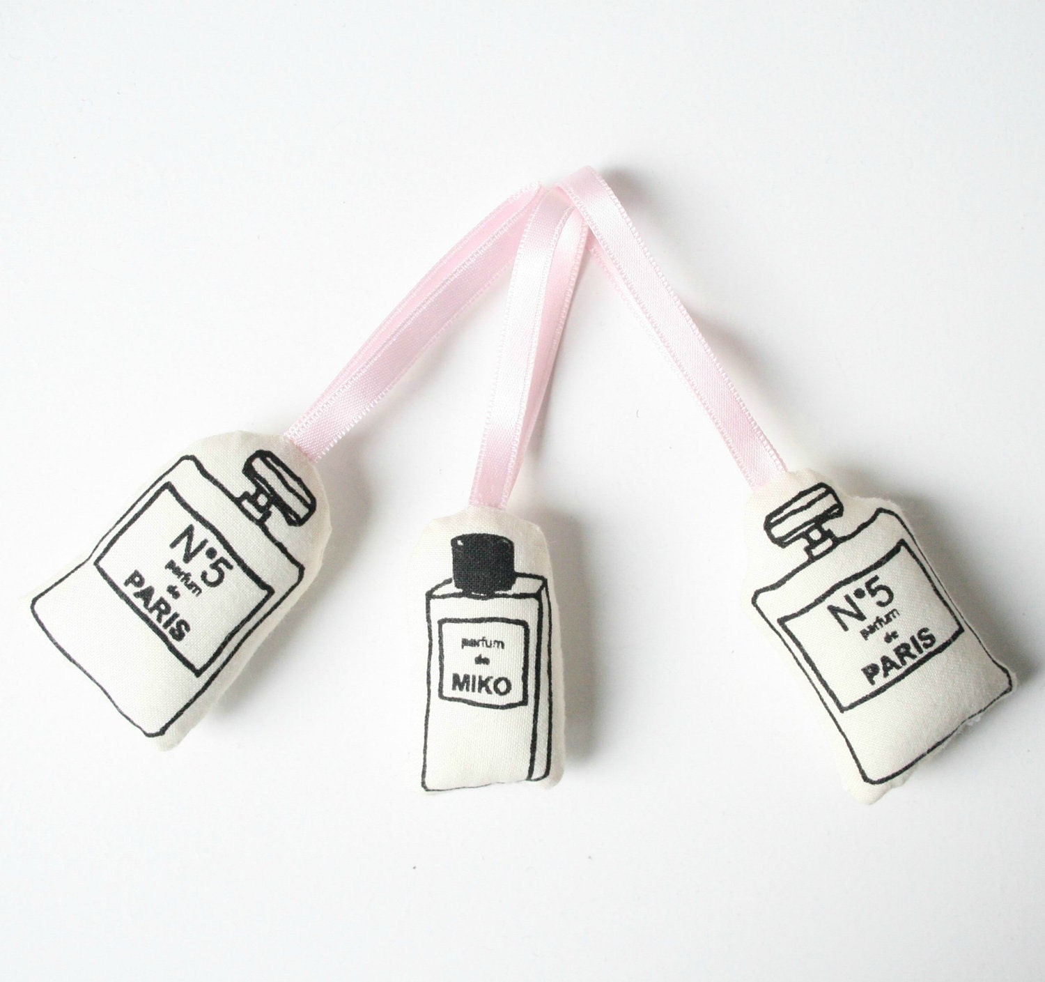 parfume  hanger