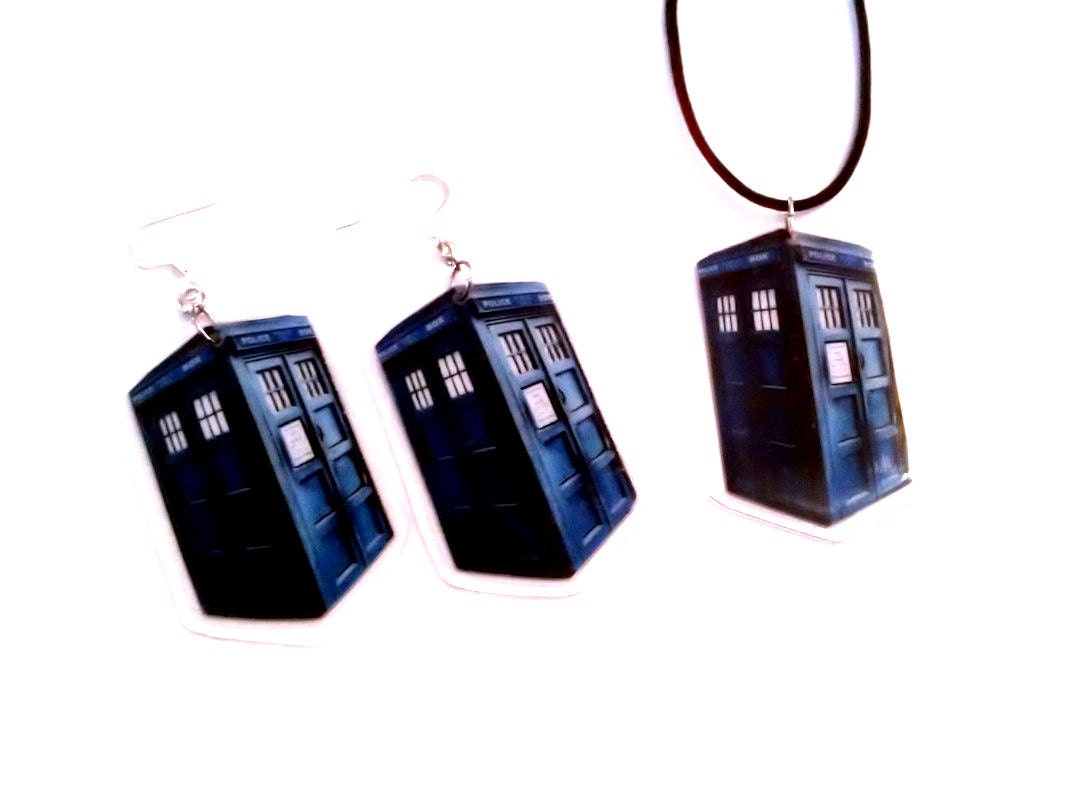Large Doctor Who Inspired TARDIS Necklace & Earrings Set, Original Blue Police Box Design by Bohemian Bear on Etsy.