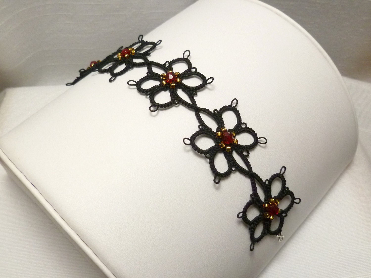 Tatted Lace Flower Bracelet with red Czech crystals -Daisy Chain