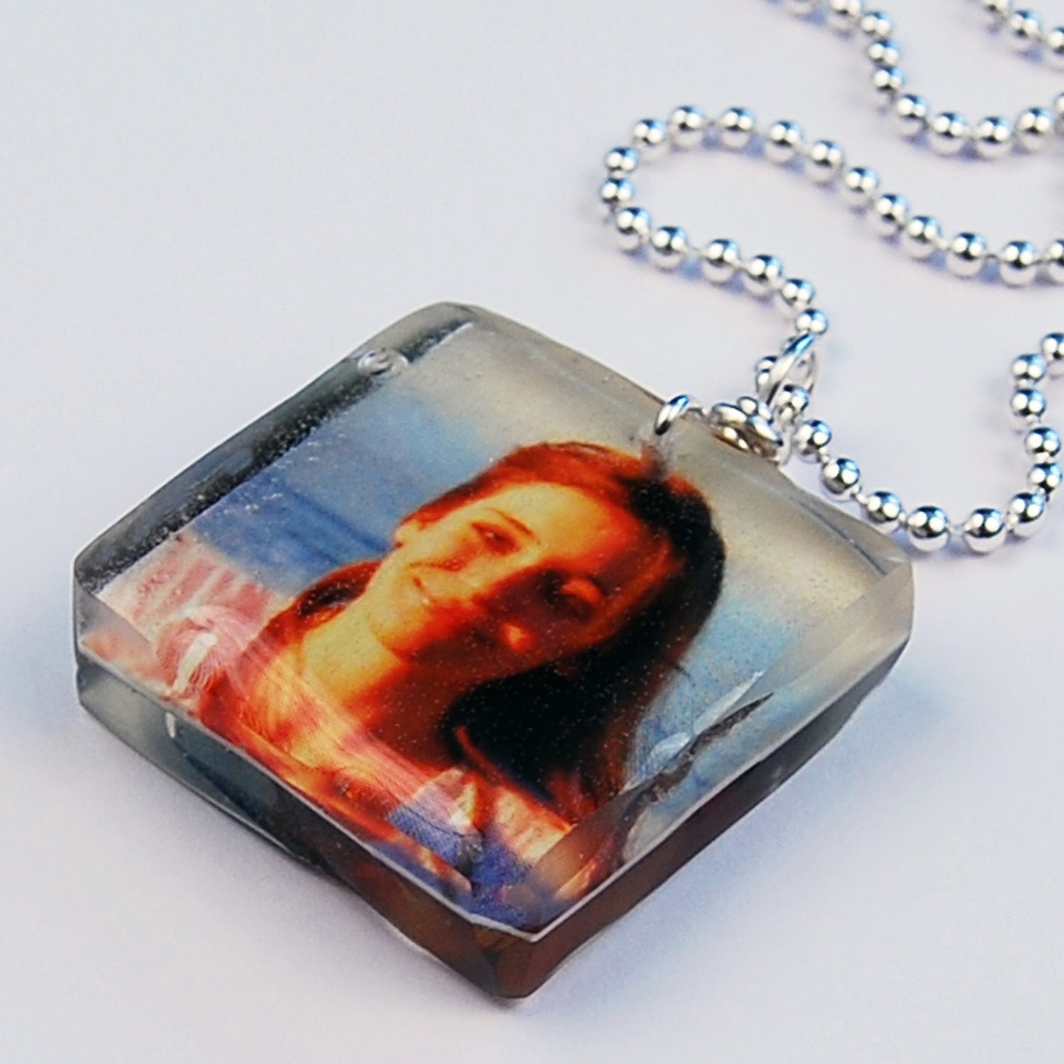 Personalized reversible photo necklace