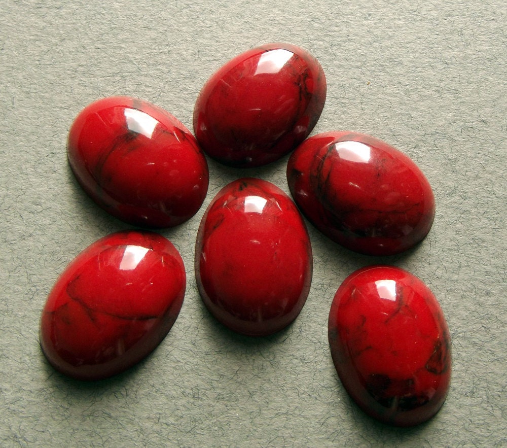 Vintage red and black cabochons