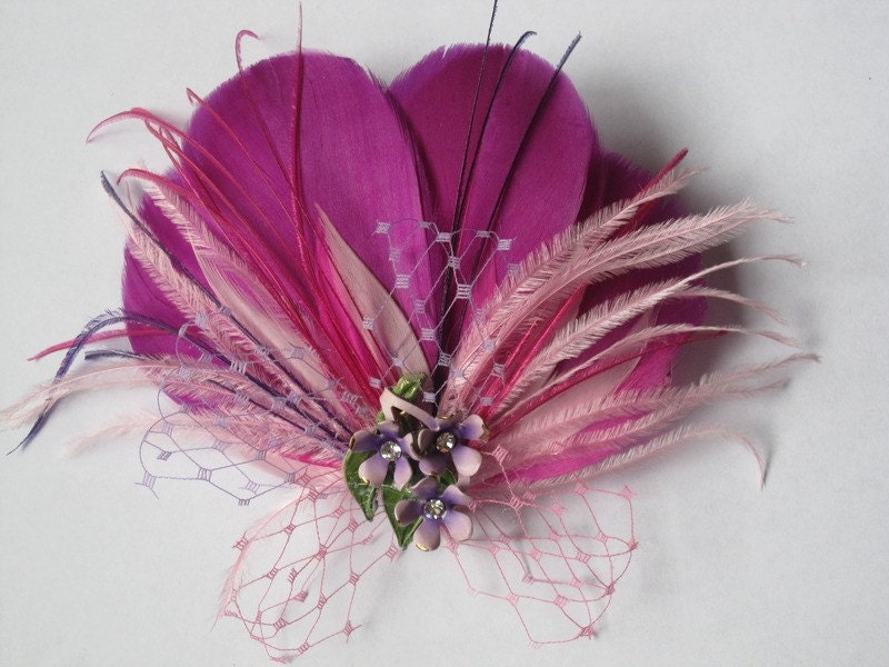 Fuschia Pink Feather Fan Fascinator Hair Clip Vintage Rhinestone Flower 