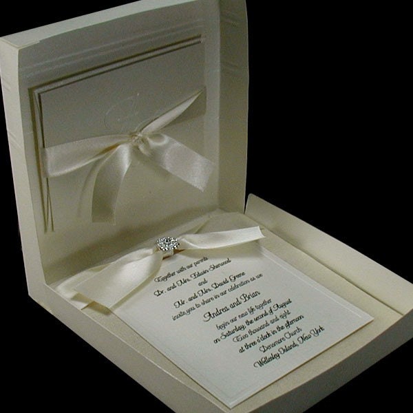 50 Boxed Couture Wedding Invitations Your guests will love the ribbons 