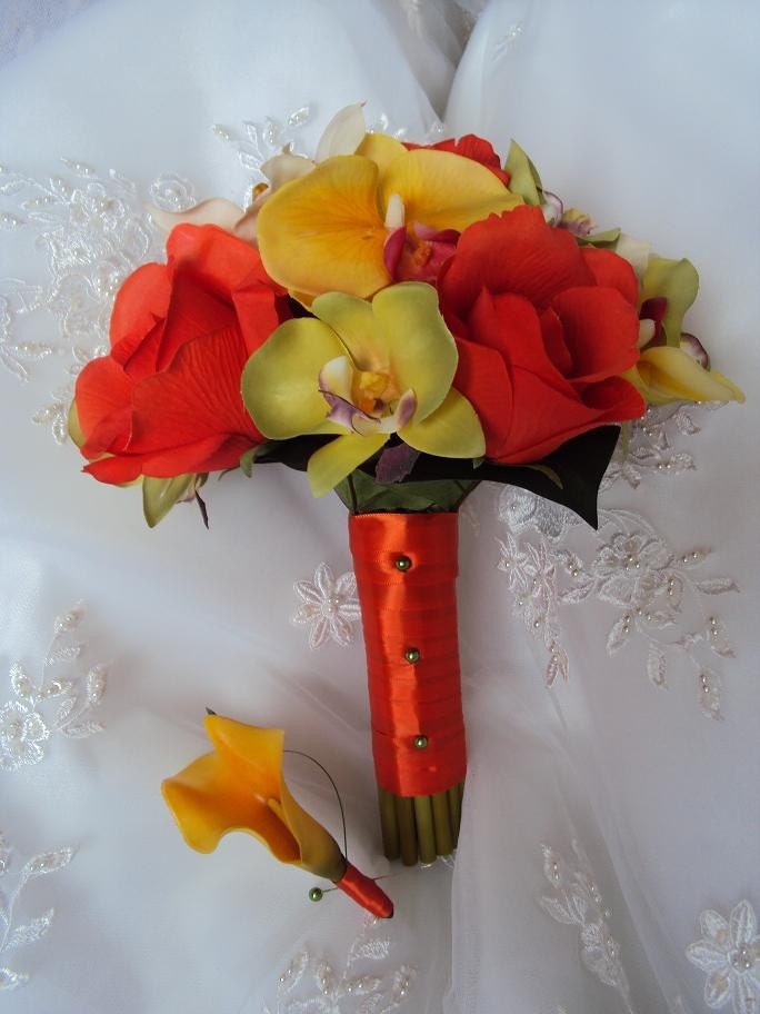  Silk Orange Roses Wedding Bouquet with Matching Calla Lily Boutonniere