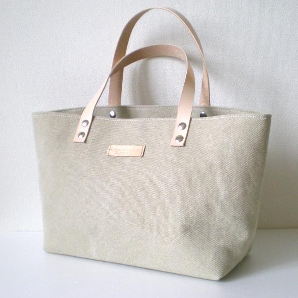 Canvas+bag+with+leather+straps