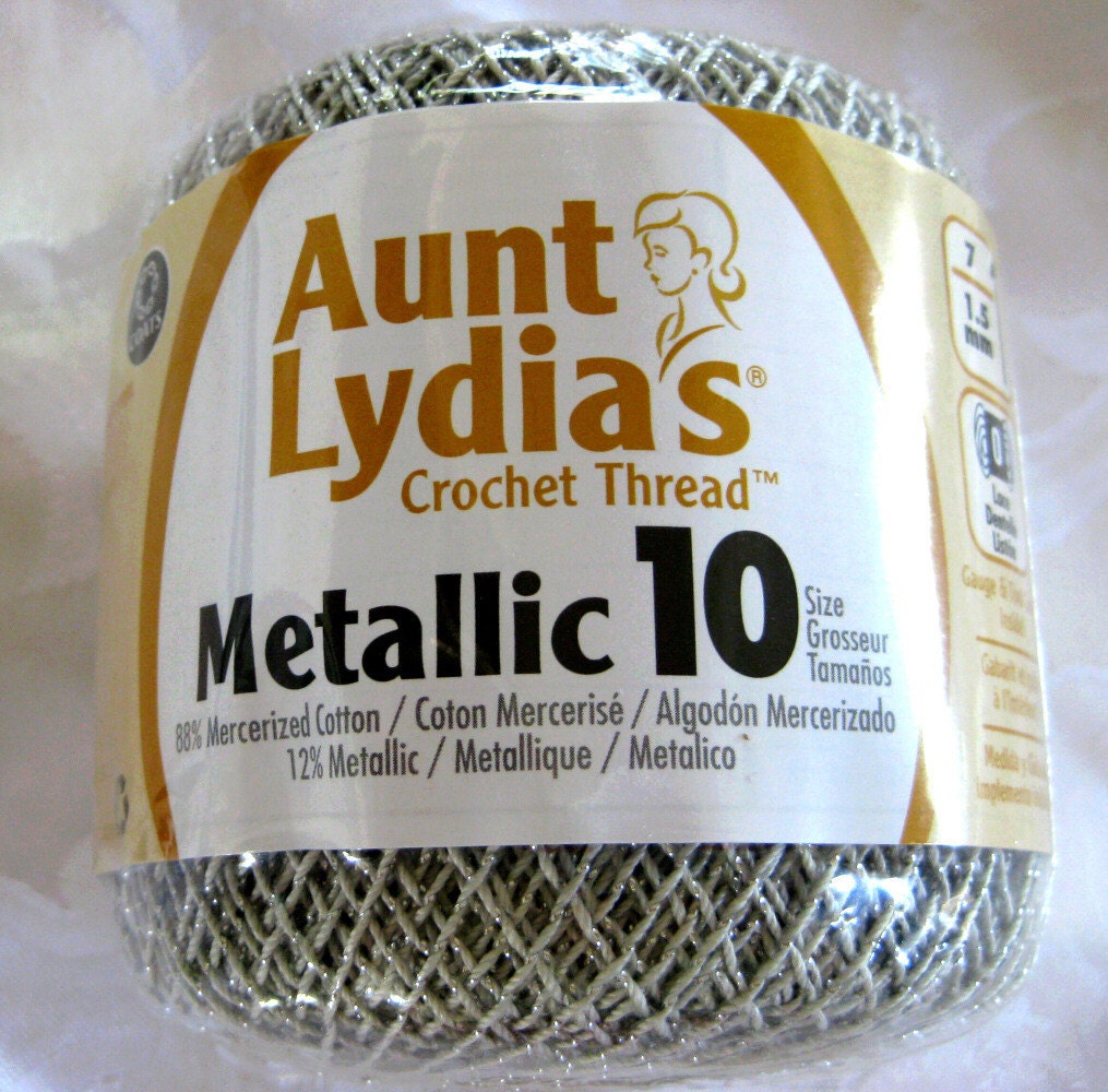 Amazon.com: NEW 15 Metallic Machine Embroidery Threads Cones: Arts