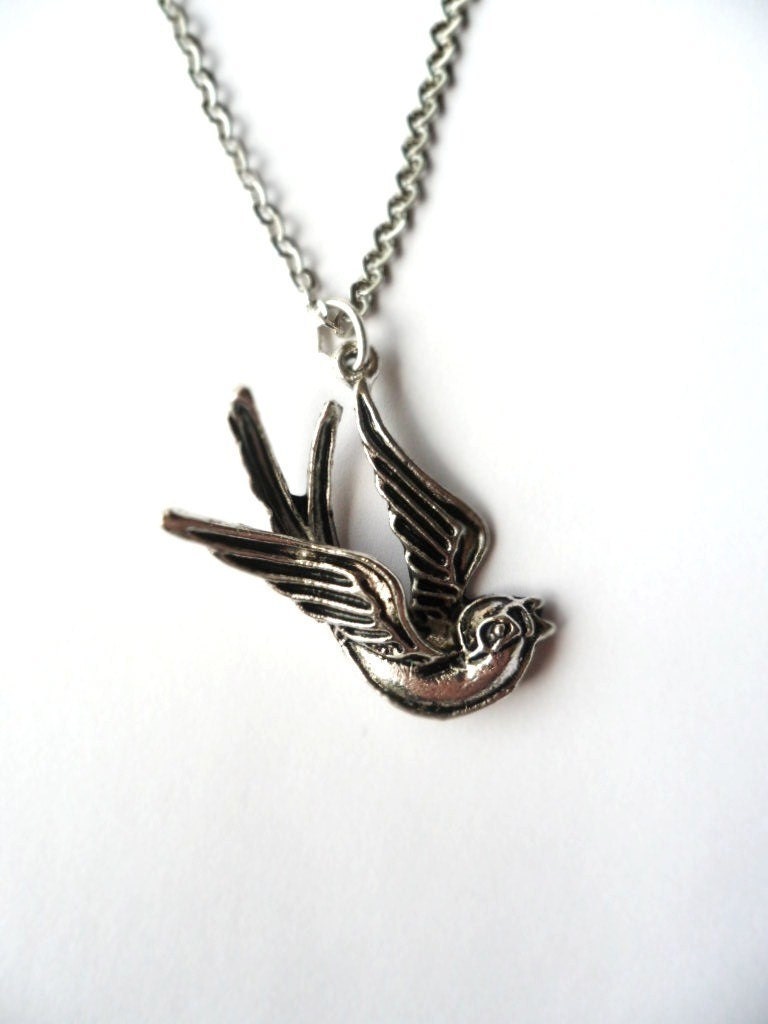 Rockabilly Necklace Swallow