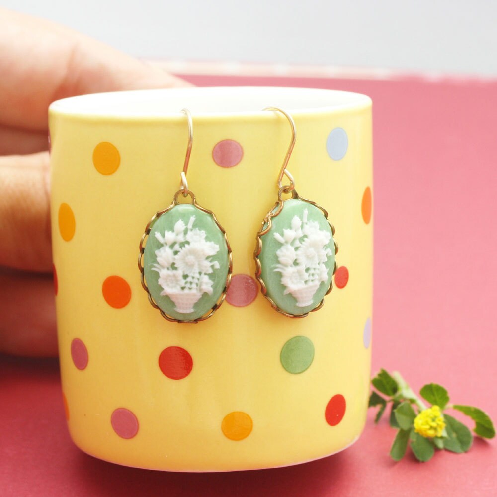 Flower Cameo Earrings Green and White Flower Bouquet