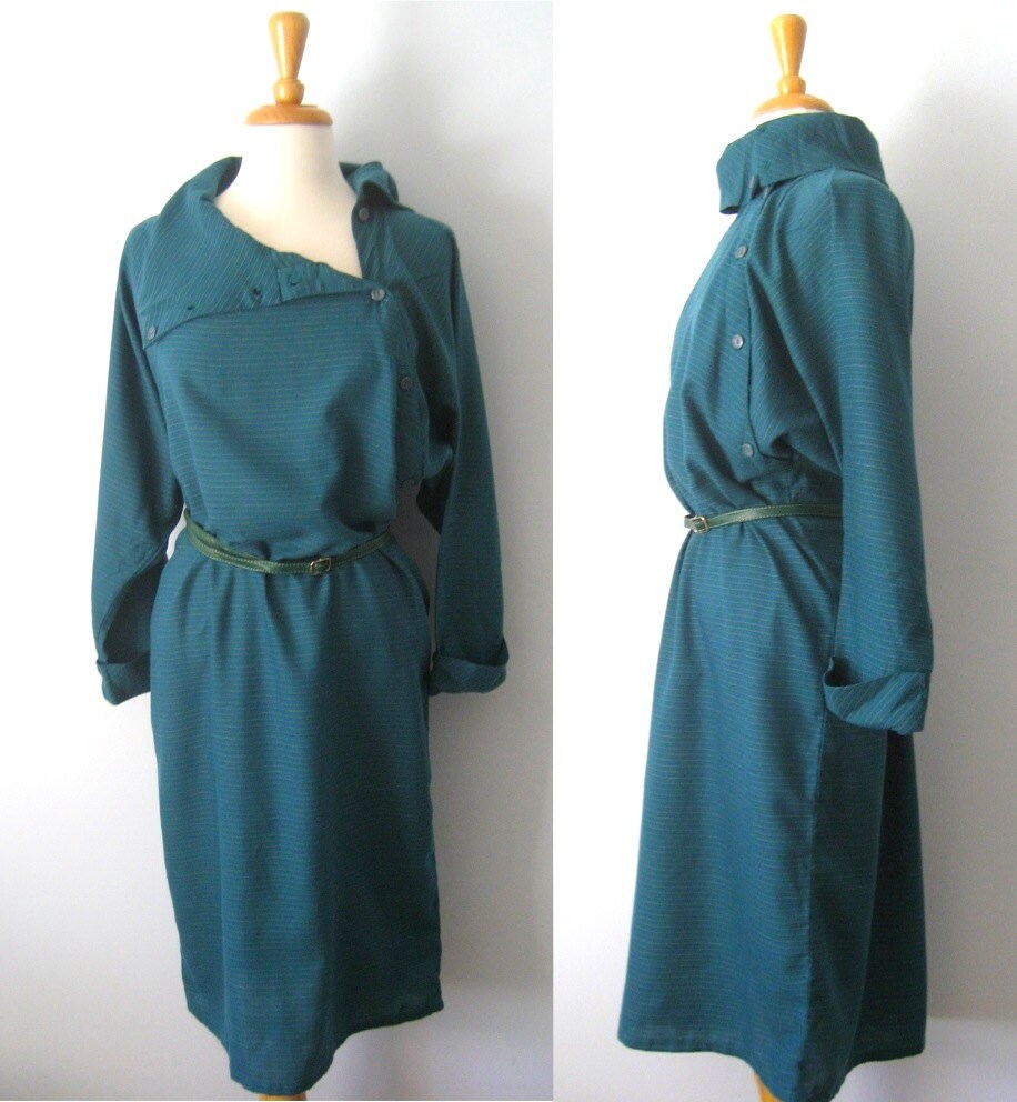 Vintage 80s dress bottle green with pinstripes size 14 roll neck