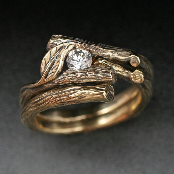 KIJANI WEDDING SET Engagement Ring and matching Wedding Band 