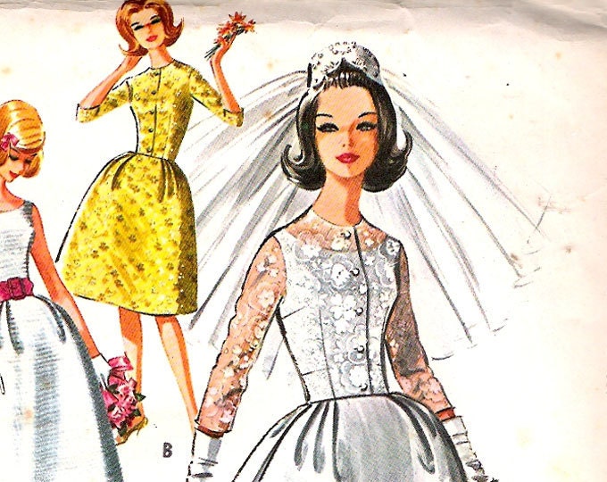 McCall's 6605 Wedding Dress Bridal Gown Sewing Pattern B32 From box241