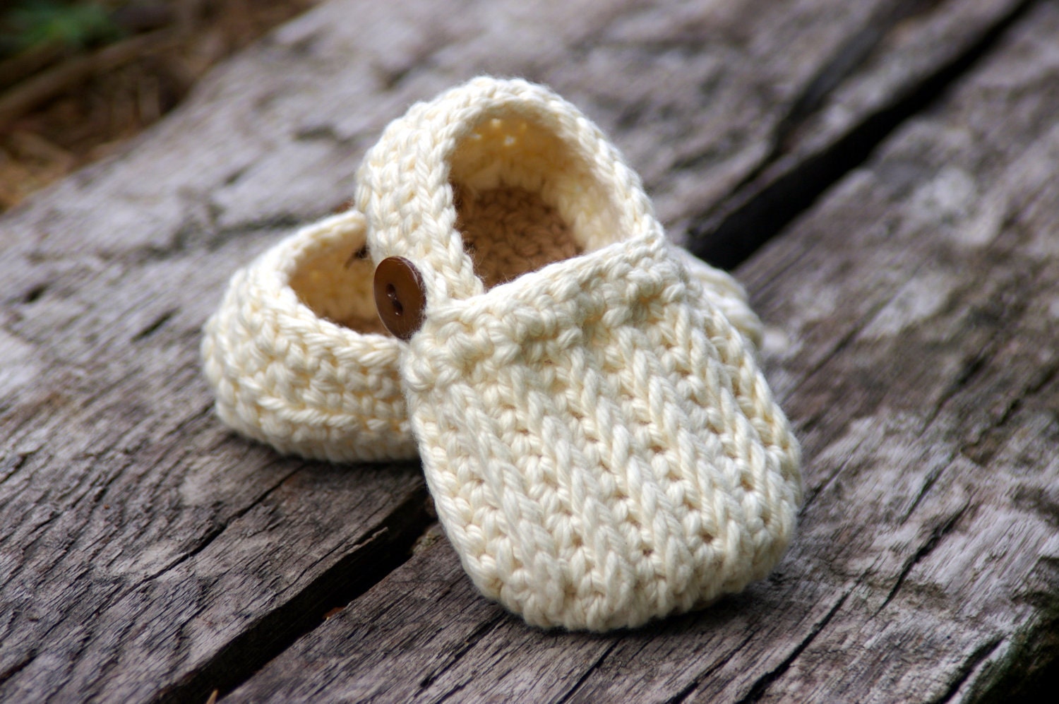 Baby Booties Crochet Pattern Easy On Loafers â€“ Sizes newborn to 12 ...