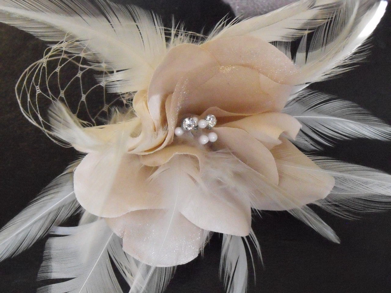 Champagne,Blush, Hair Flower, Fascinator,Headpiece :  wedding champagne flower vintage headpiece Il Fullxfull.281636788