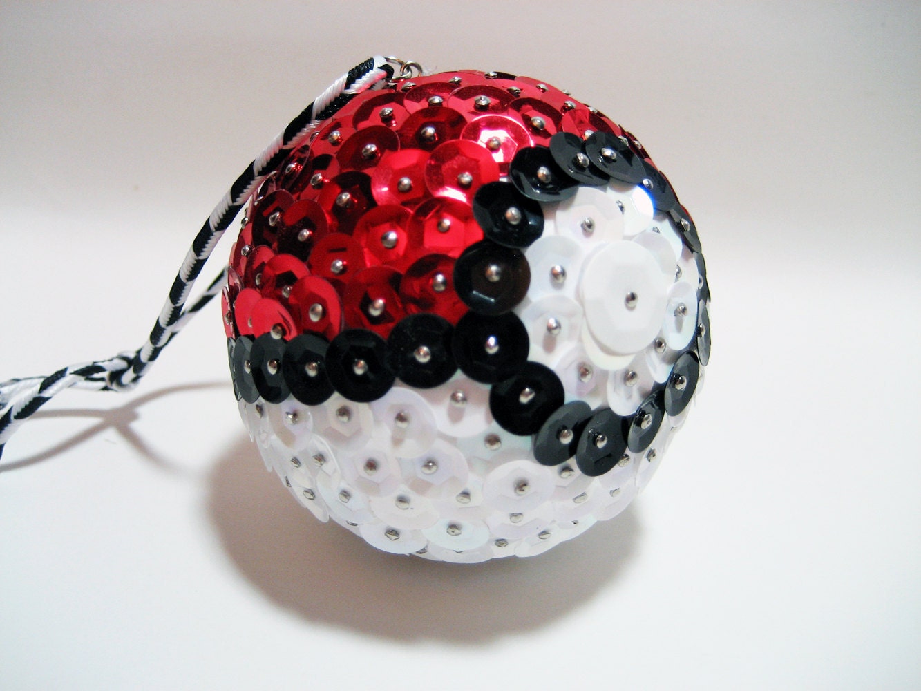 Pokeman Pokeball ornament