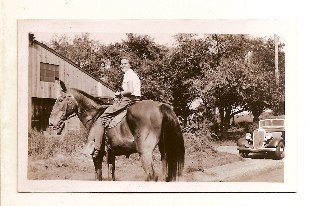 vintage photo Teenage Pretty Teen Girl Riding Horse Farm Barn Old Car