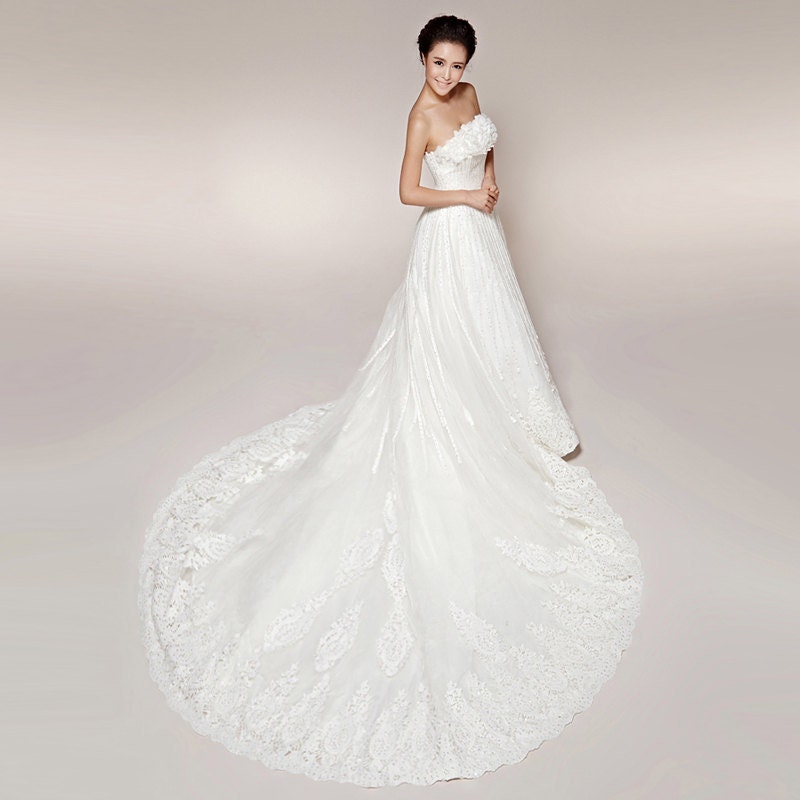 Wedding Dress Precious Handbeaded Royal Train Wedding Dress CAD 499